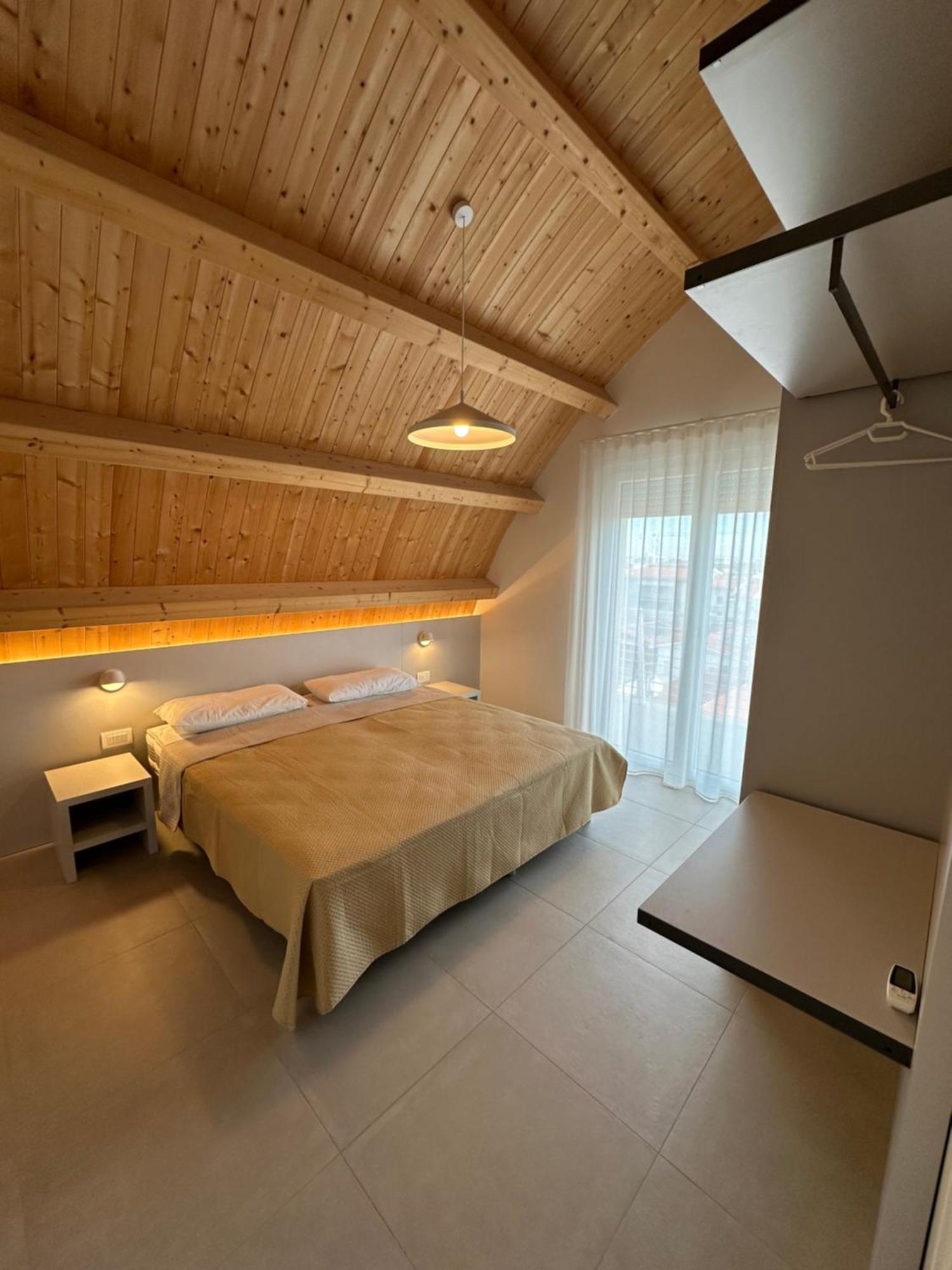 Woody Green Penthouse Sea View - Agenzia Cocal Caorle Extérieur photo